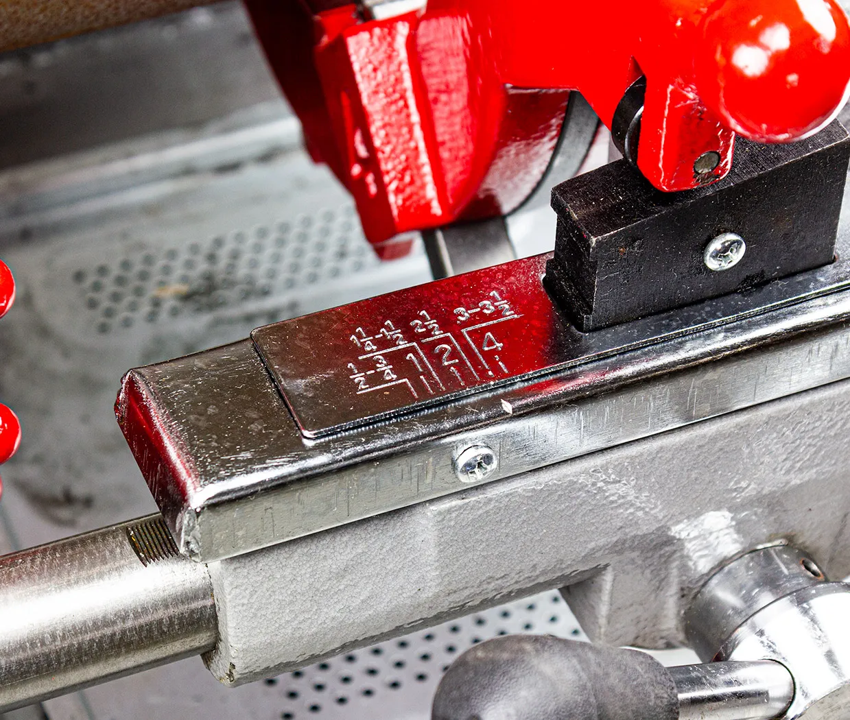 Станок резьбонарезной ESSON ElectricCUT-100R4ITEM II для нарезки резьбы