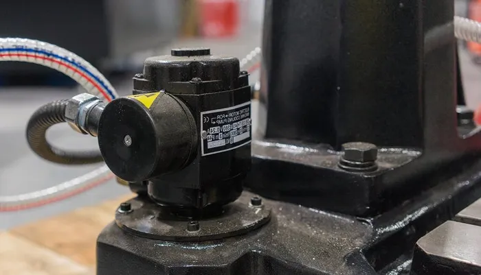 Резьбонарезной сверлильный станок MSB-32PF STALEX